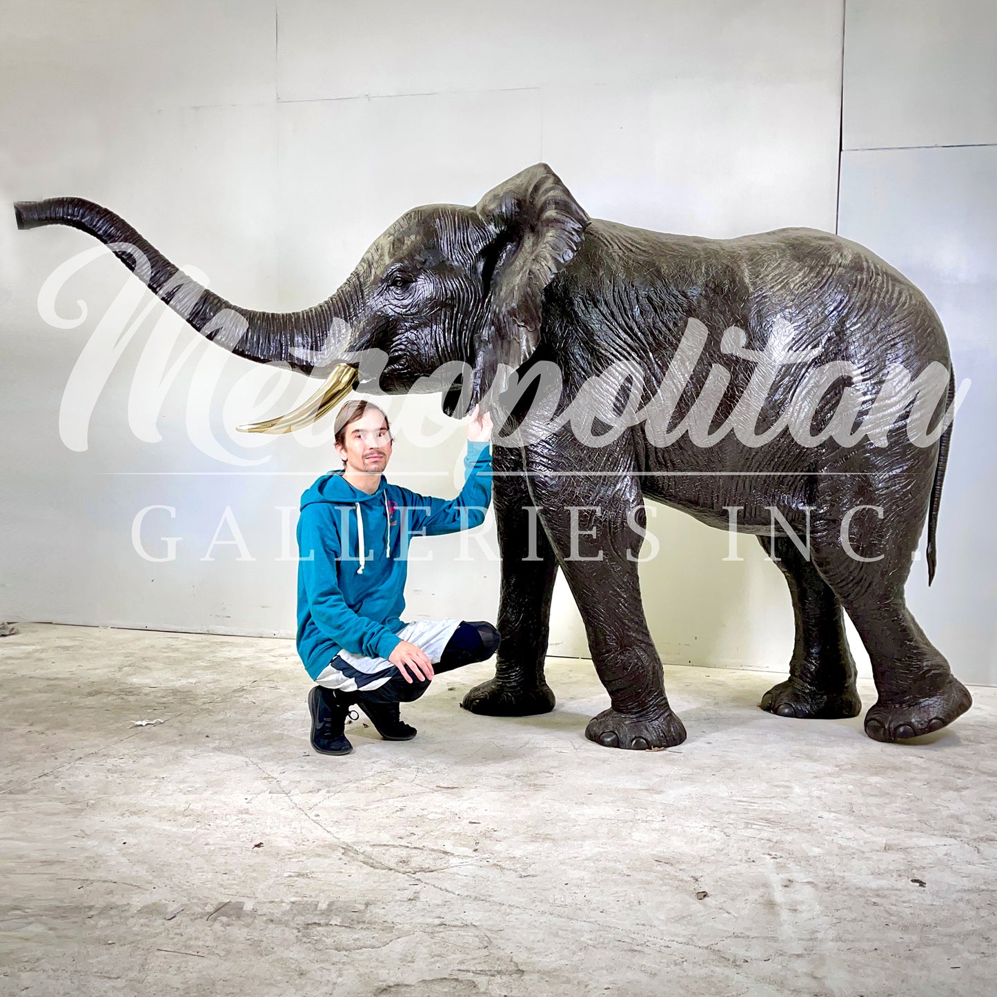 Life-size Elephant Fountain Bronze Statue